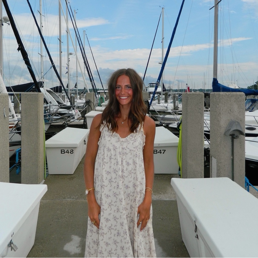 Meet your Posher, Maya